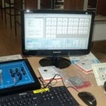 Meja Instruktur dan Panel Audio Lab Bahasa